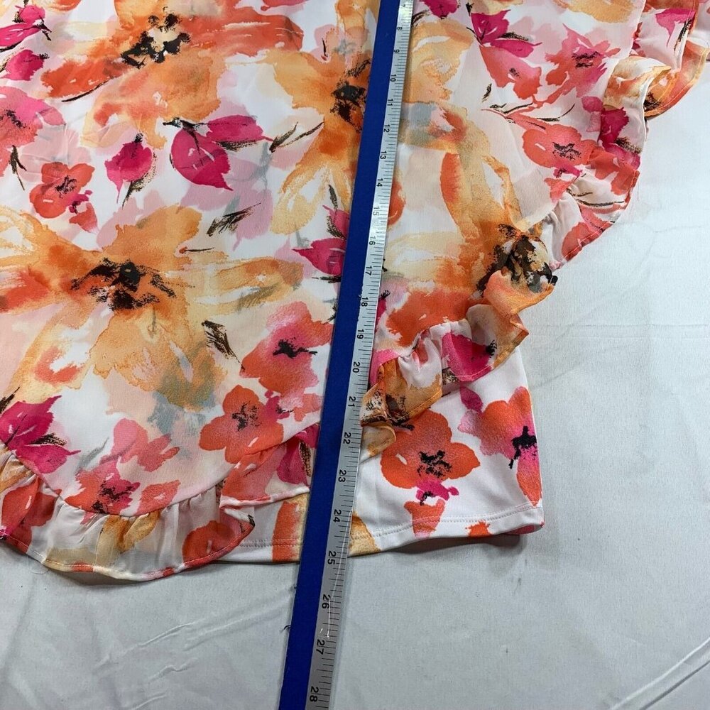 Studios Works Blouse Womens Size Medium White Floral Pattern Poncho - Picture 5 of 7